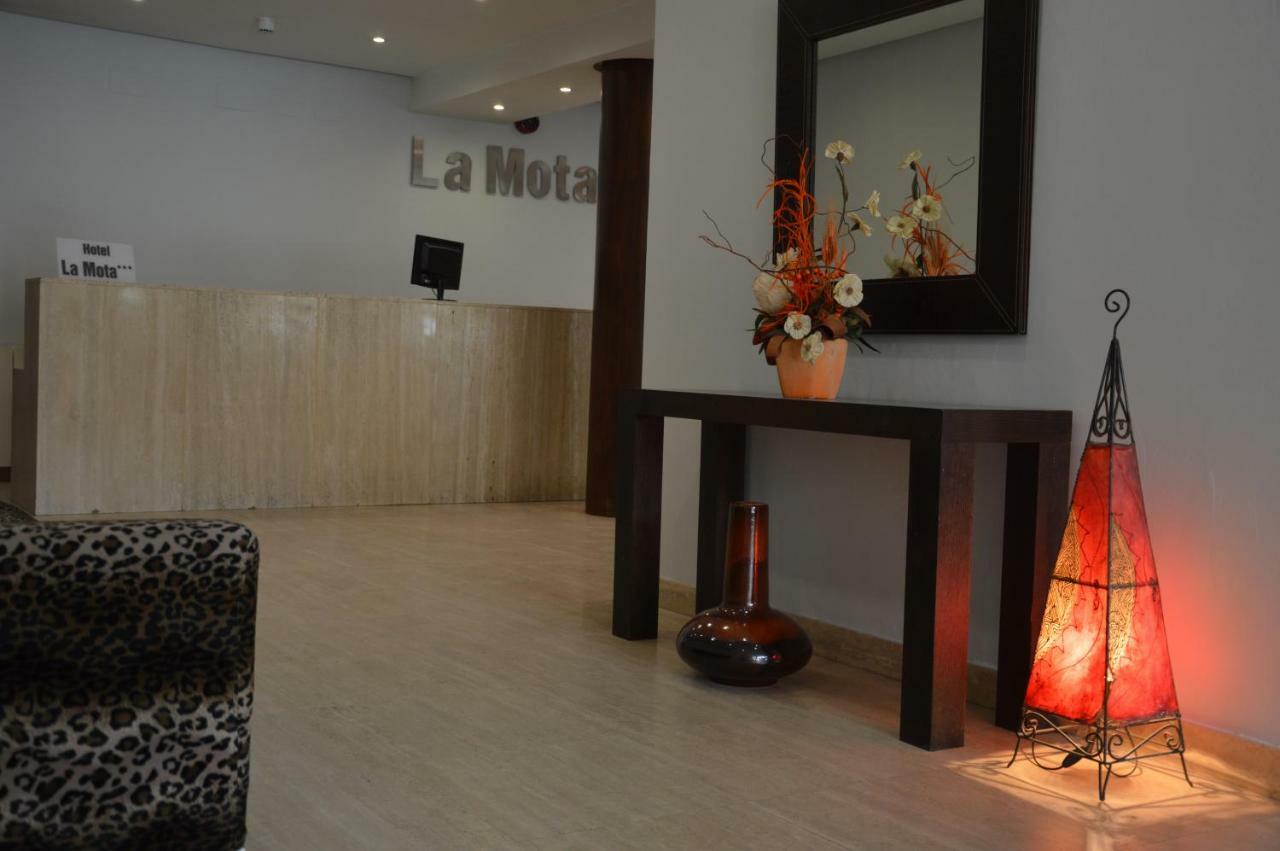 Hotel La Mota By Punta25 Hotels Group Medina del Campo Exterior photo